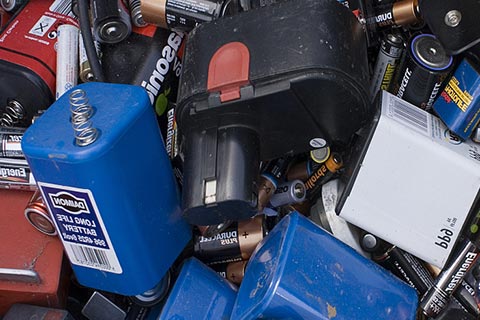 淮南高价钴酸锂电池回收-上门回收废铅酸电池-汽车电池回收
